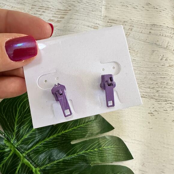 BOGO FREE PURPLE ZIPPER EARRINGS - Picture 1 of 4
